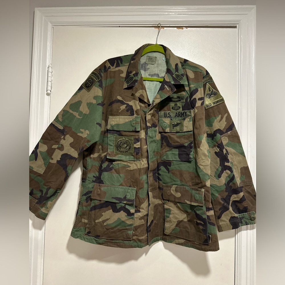 VTG 90s Sz: M Reg U.S.Army M81 Woodland BDU Ranger Airborne Special Unit Patches
